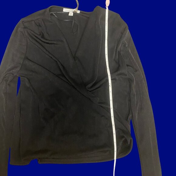 ✨ Green Envelope Black Wrap Long Sleeve Top | Size S (NWT) ✨ - Picture 6 of 9